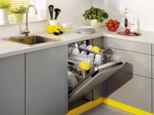 Техника под столешницу на кухне: выбор и установка
