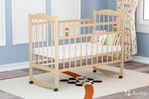 Детские кровати-качалки: модели и советы по выбору