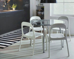 Стеклянные столы Ikea в интерьере