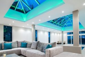 Светящийся потолок: красивые варианты оформления интерьера