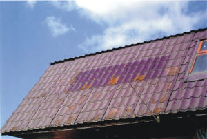 Конденсат на крыше из металлочерепицы: причины и способы устранения