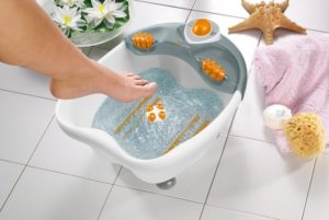 Гидромассажные ванны для ног: особенности выбора и эксплуатации