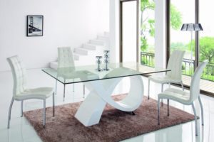 Круглые стеклянные столы – современная мебель в интерьере комнаты