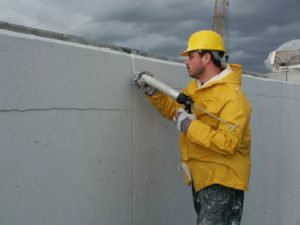 Особенности герметиков для бетона