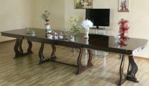 Раскладной стол для гостиной – функциональное решение для любой площади