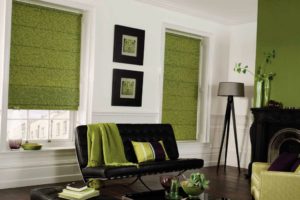 Зеленые шторы в интерьере: выбираем правильный оттенок