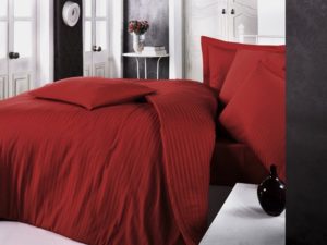 Красное постельное белье: особенности и влияние цвета