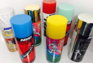 Как выбрать краску для пластика в баллончиках?