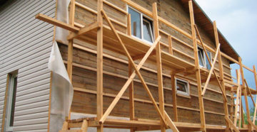 Обшивка деревянного дома: разновидности и этапы монтажа