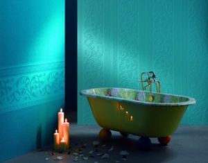 Стеклообои в дизайне интерьера ванной