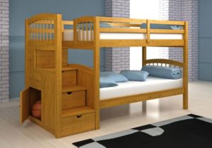 Деревянные двухъярусные кровати
