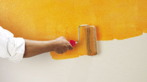 Как правильно подобрать краску для стен?